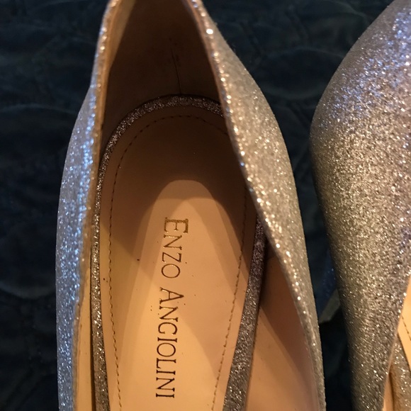 Enzo Angiolini Silver Glitter Pumps - Picture 14 of 14